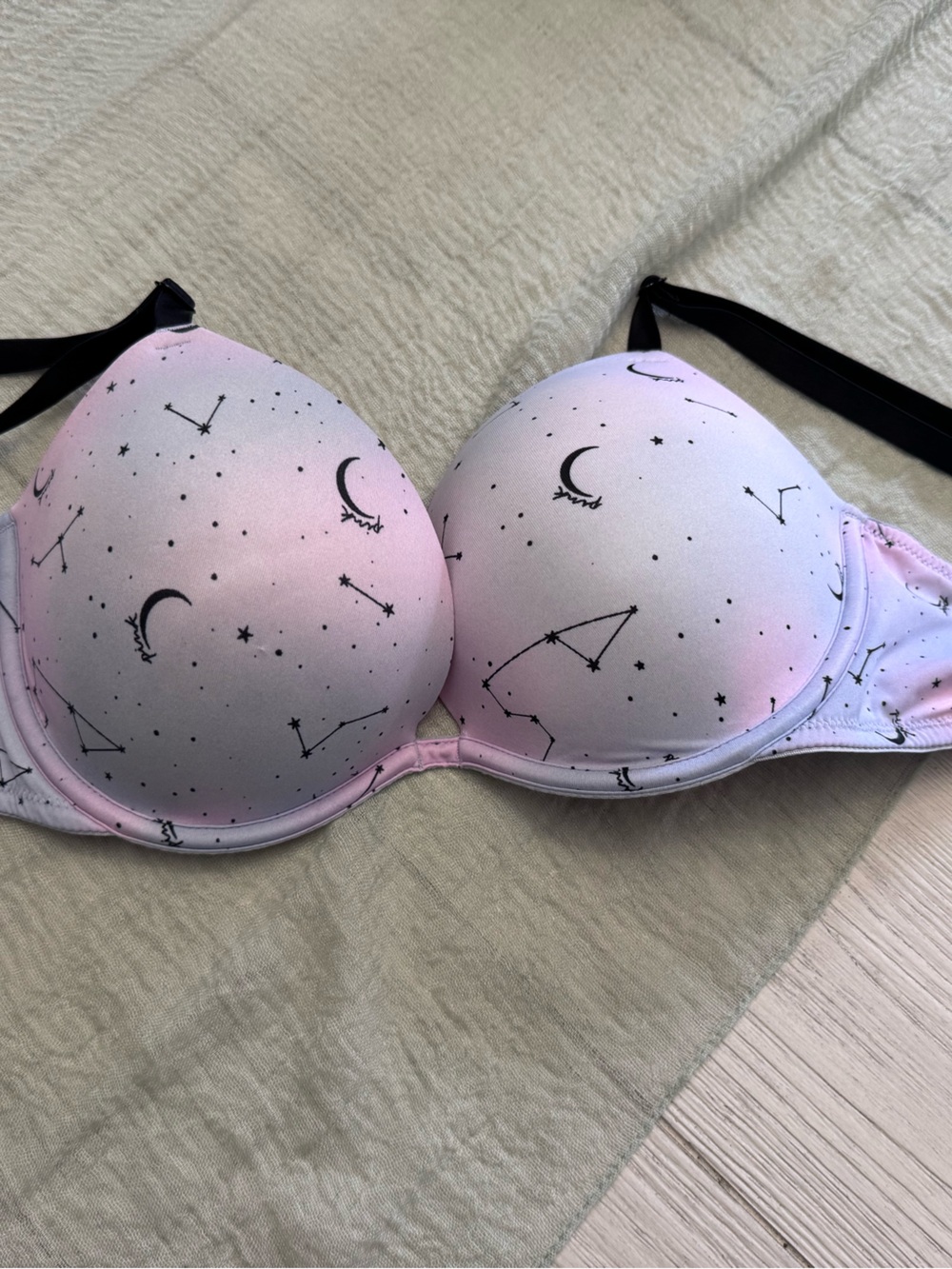 PINK Victoria's Secret Pastel Pink Constellation Push-Up Bra